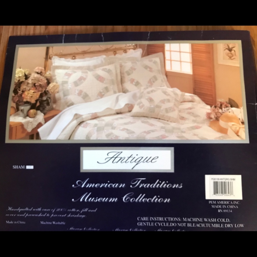 NEW Quilted Sham Set